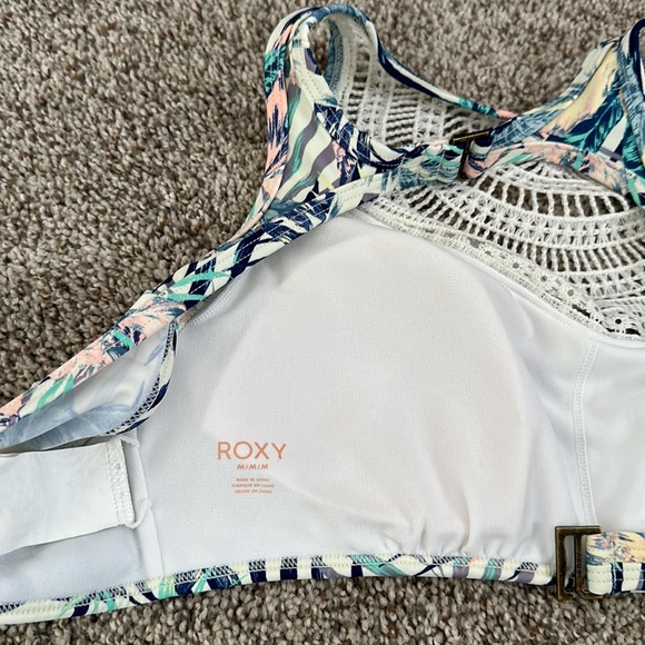 Roxy cheeky bikini size M - Picture 7 of 8